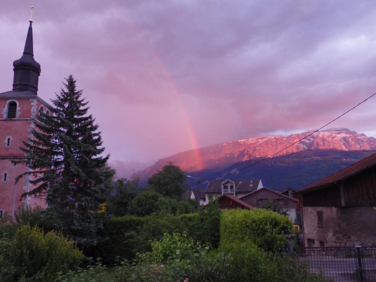Marignier Au Coeur Des Alpes B&B 외부 사진